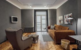 Apartment On Hnatiuka With Parking